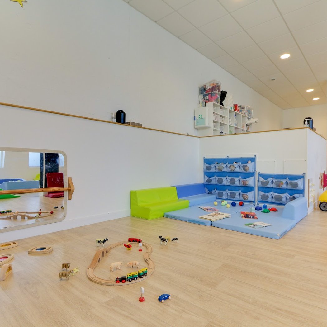 Plume - Crèche Puteaux - Crèche bilingue 3